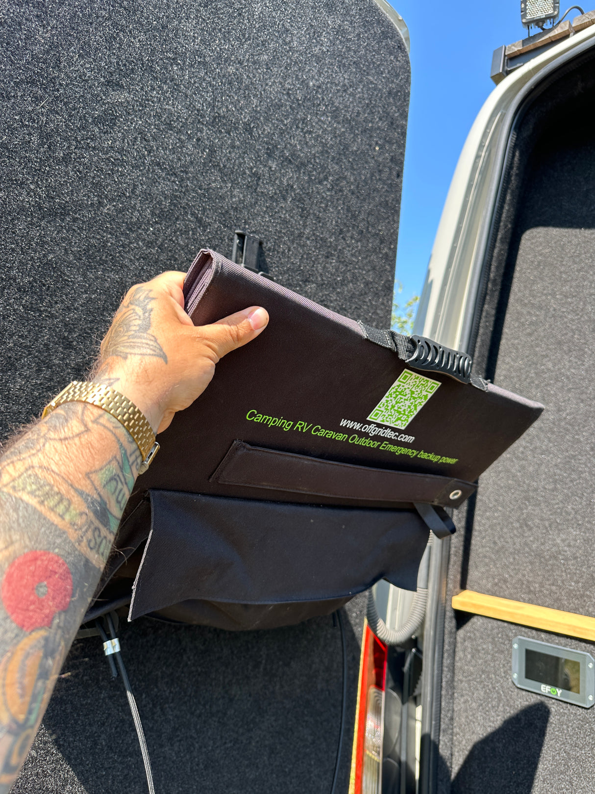 Halterung für Solartaschen