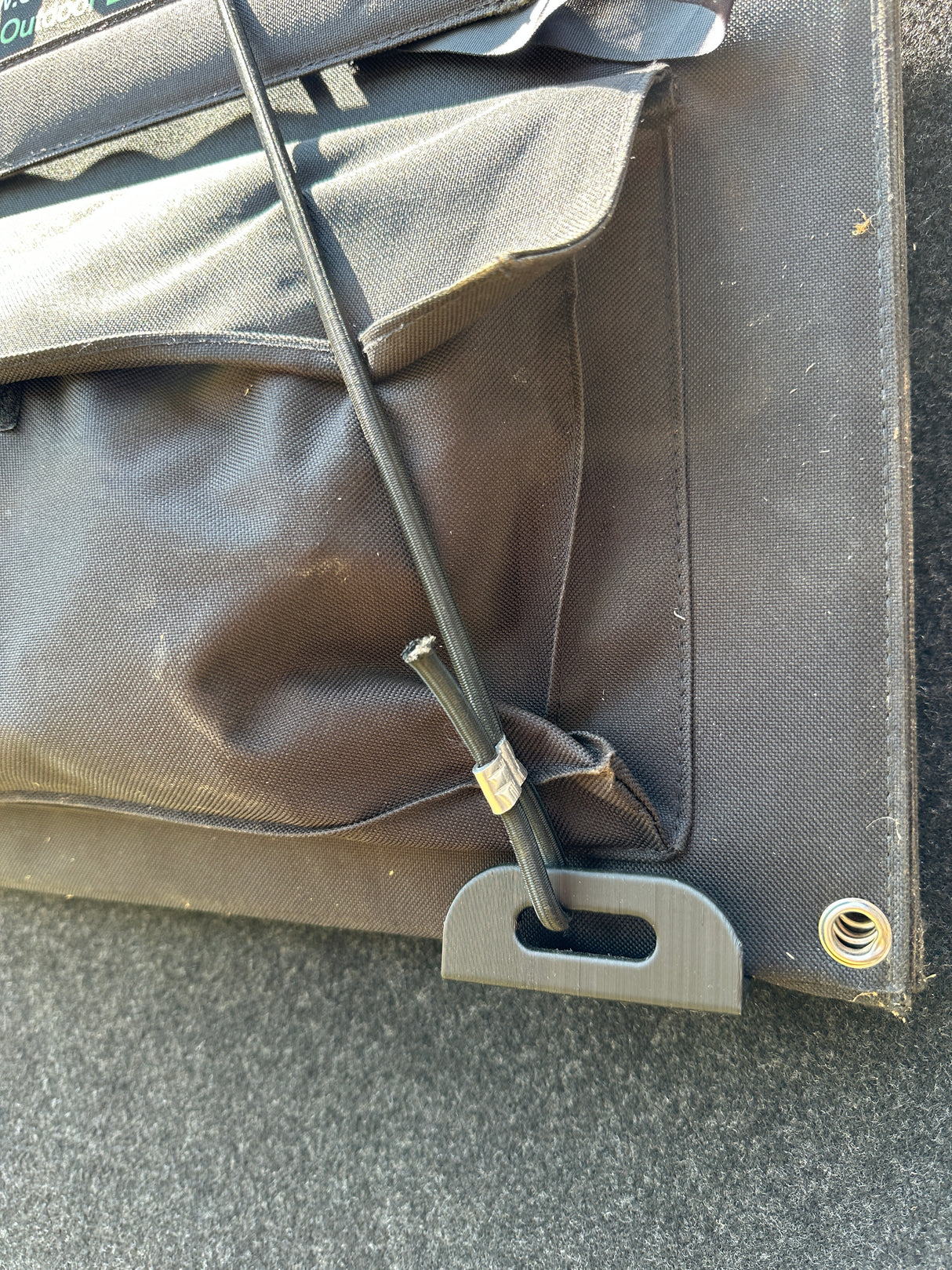 Halterung für Solartaschen