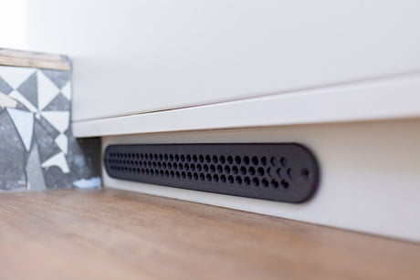 25cm Ausströmer für Standheizungen, 90 Grad Anschluss mit Abdeckung