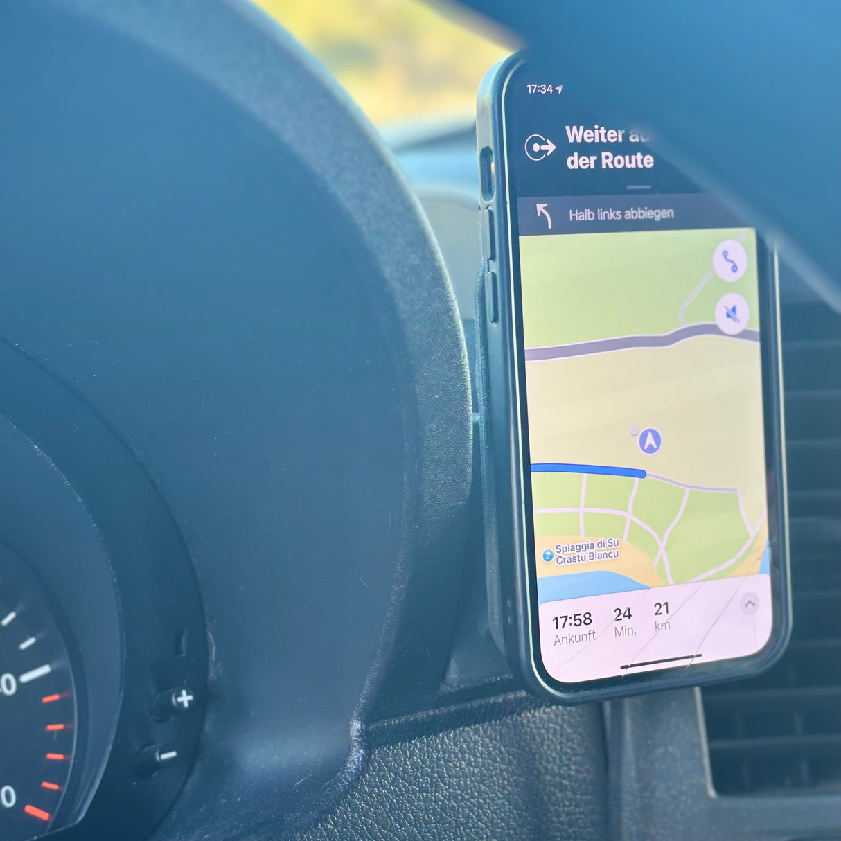 Handyhalter mit induktivem Ladegerät - passend für Sprinter W906 Facelift